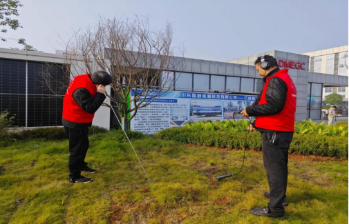 供水服務(wù)“送上門” 助企發(fā)展“零距離”--天泉公司開展光伏企業(yè)專項(xiàng)服務(wù)活動(dòng)